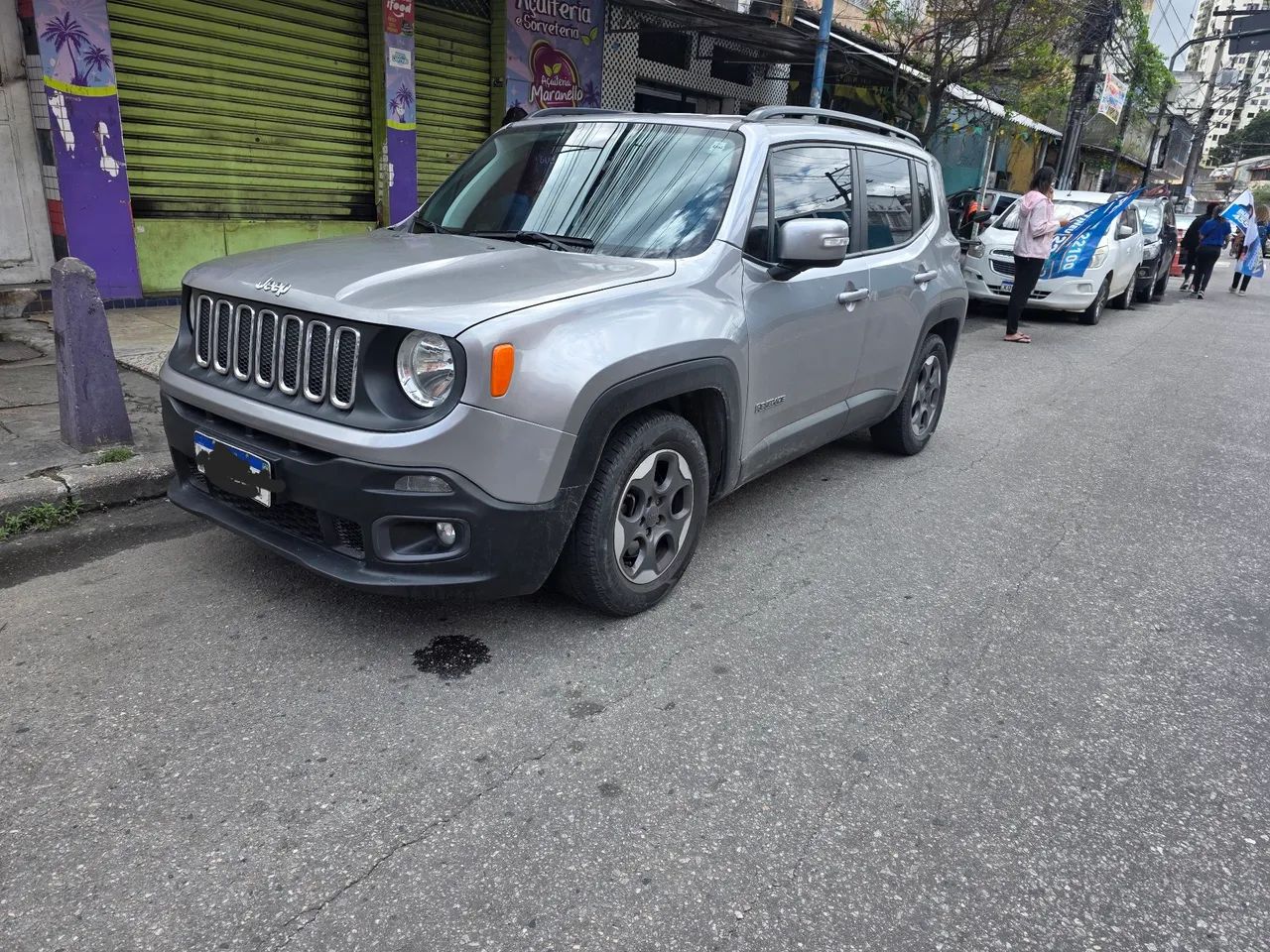 Alugo uber black cactus / renegade - Foto 2