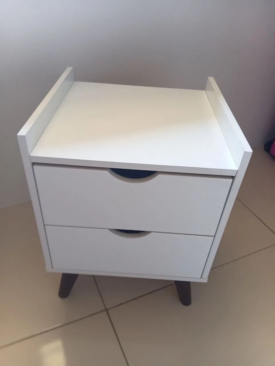 Mesa de cabeceira 