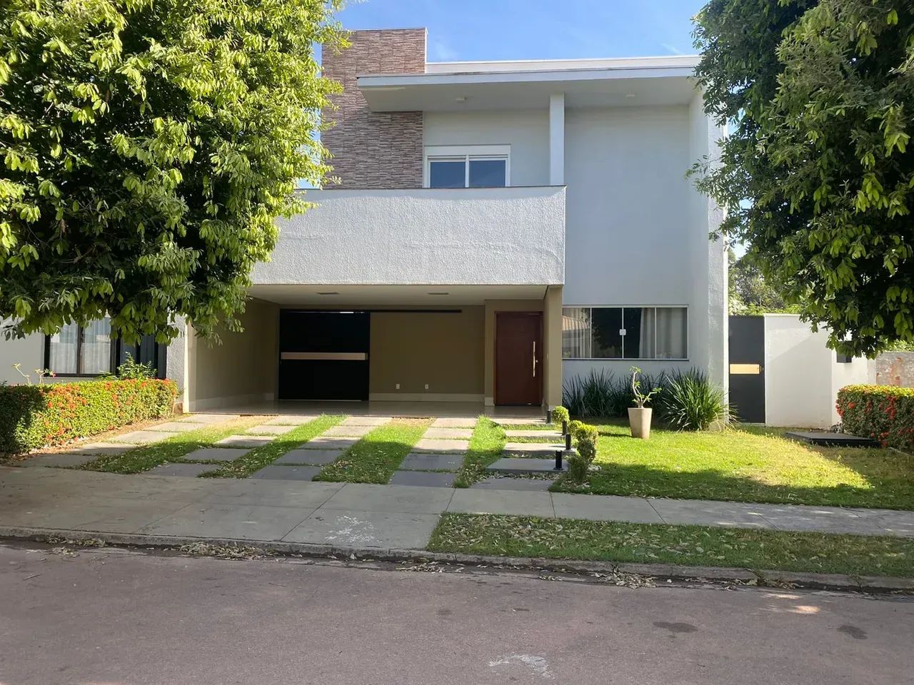 casa em condomínio para aluguel e venda com 5 quartos 3 suites semi mobiliado e piscina