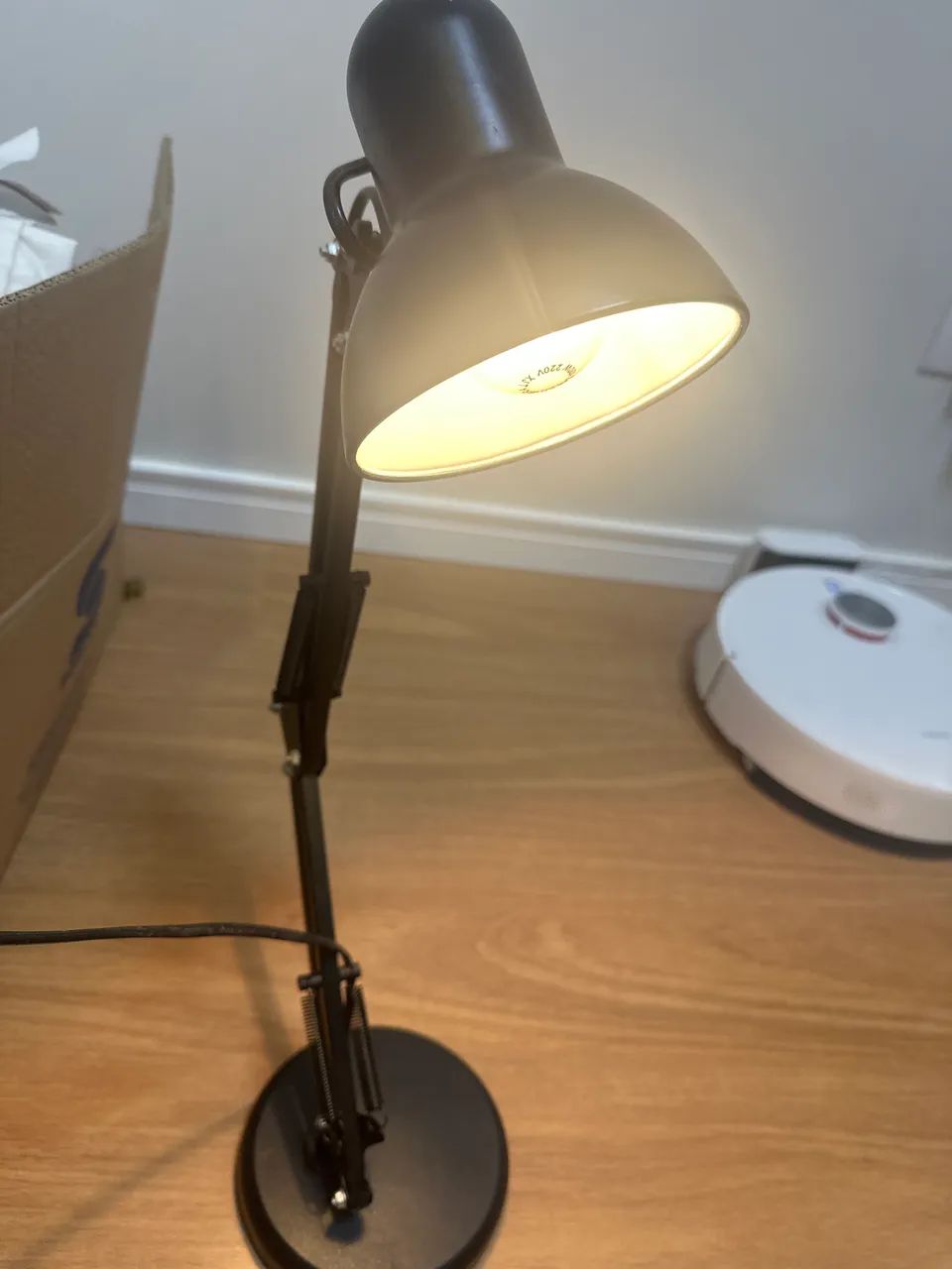 Luminária com lâmpada