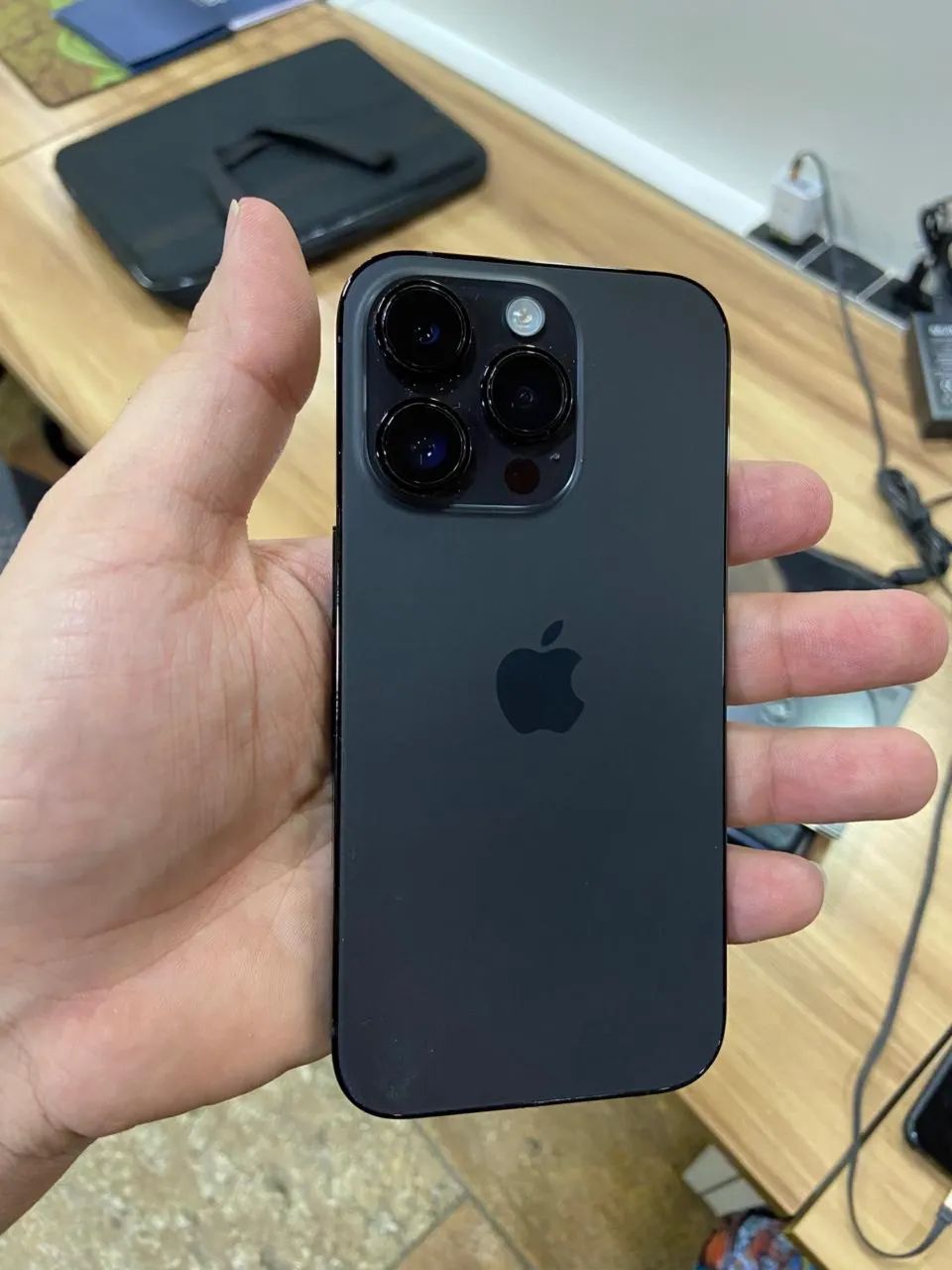 iPhone 14 Pro - Foto 2