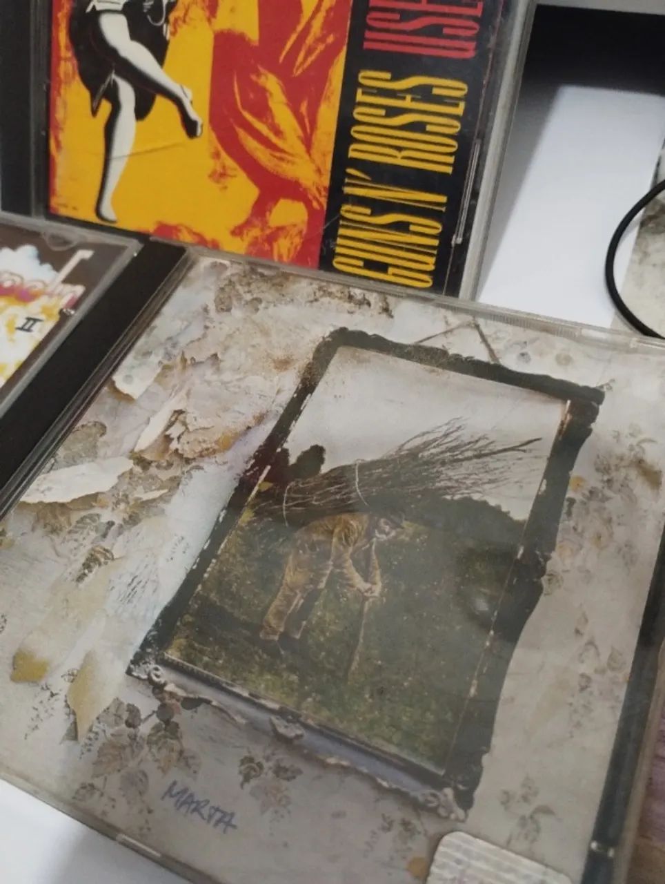 LOTE DE CDS DO GUNS N ROSES E LED ZEPPELIN (2) - Foto 2