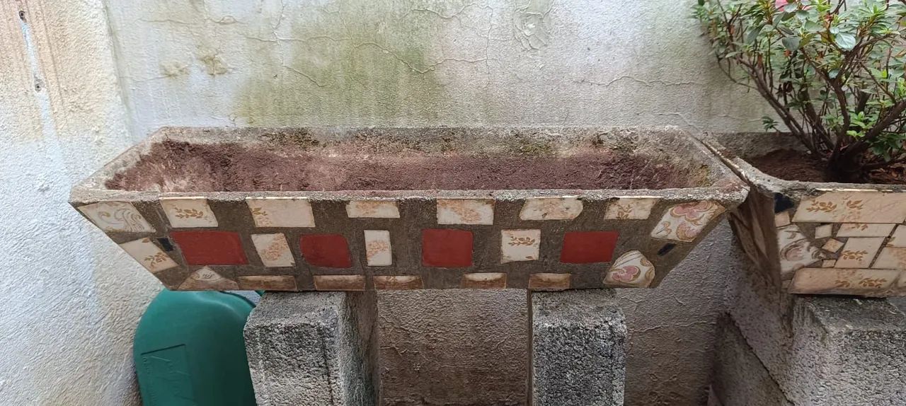 Jardineira de concreto 