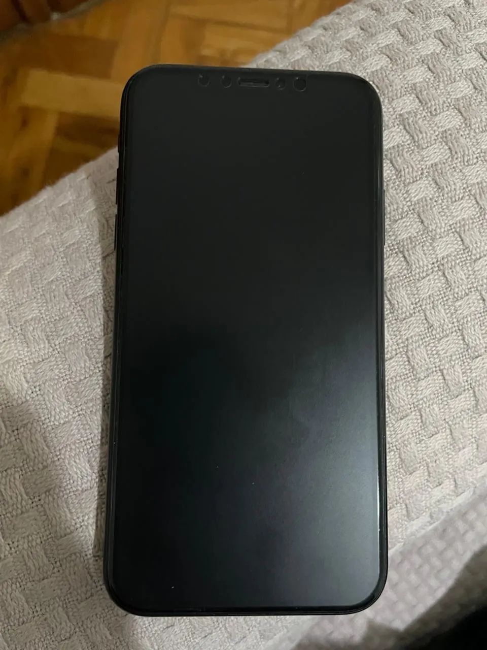 iPhone XR de 64gb da cor Preto 