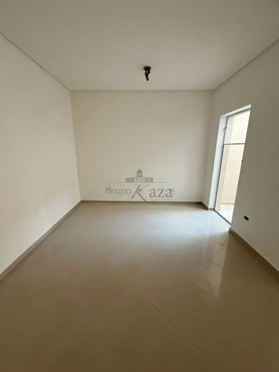 Casa - Centro - Jacareí - 2 Dormitórios - 70m². - Foto 3