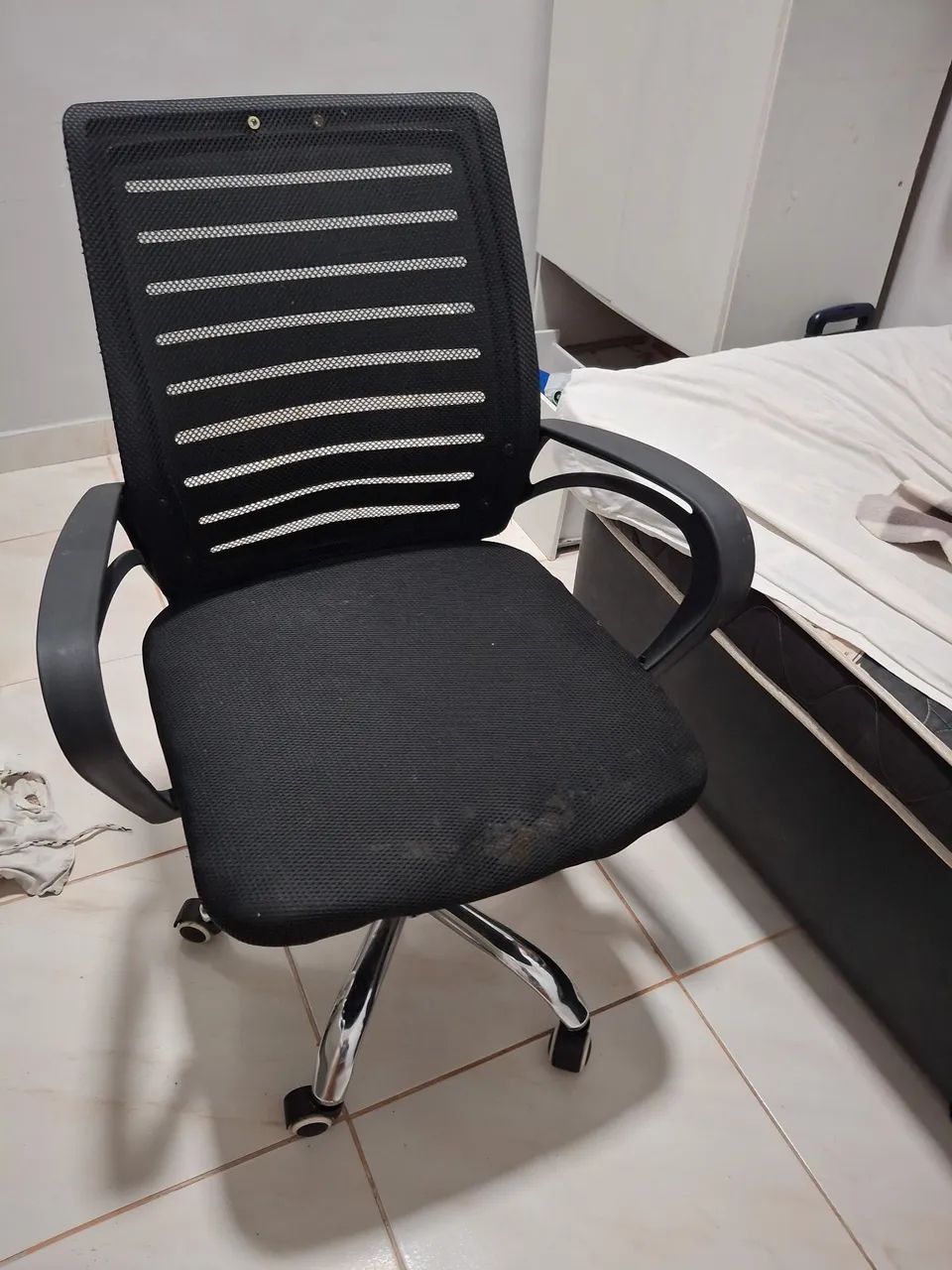 Cadeira de escritório - Foto 2