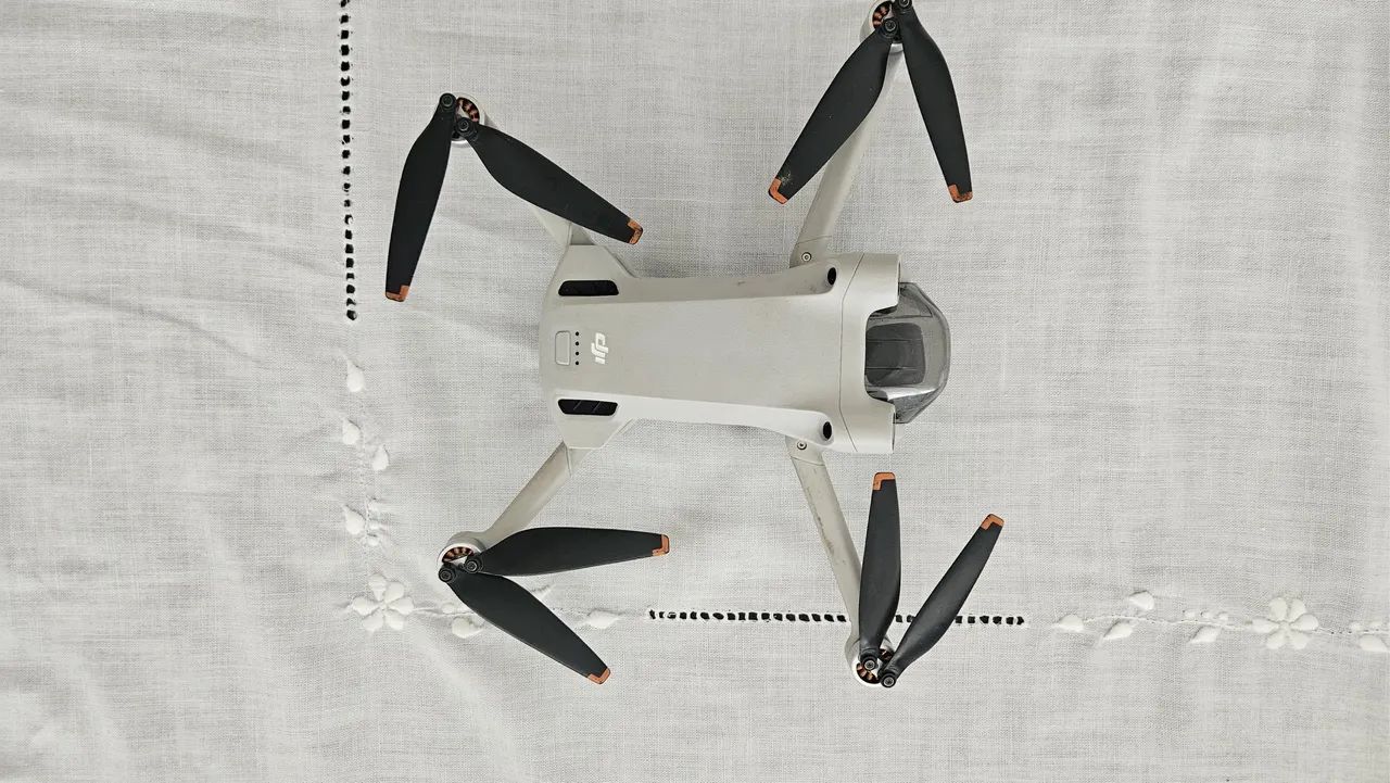 DJI Mini 3 Pro com 2 baterias (sendo 1 Plus) - Foto 2