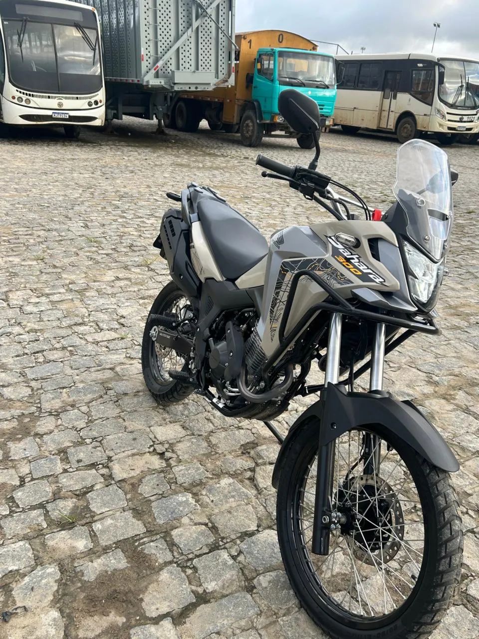 Sahara 300 ADV - Foto 4