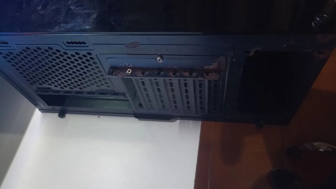 Gabinete PC Pouter 2  - Foto 5