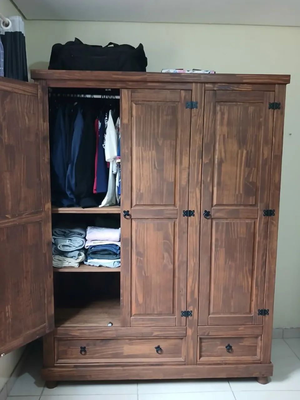 Guarda roupa de casal de madeira  - Foto 2