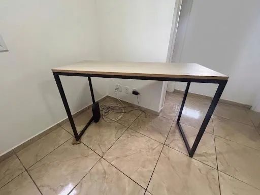 Mesa de escritório/escrivaninha 
