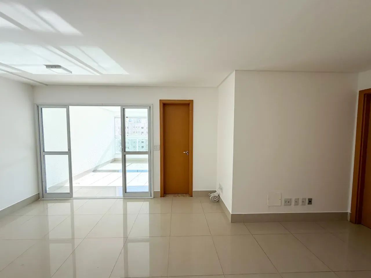 Apartamento com 4 quartos no Setor Bueno - Goiânia - GO - Foto 2