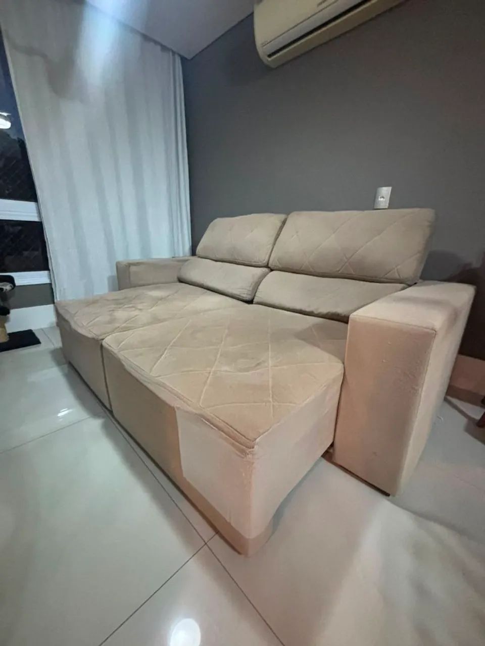 Sofá Retrátil 