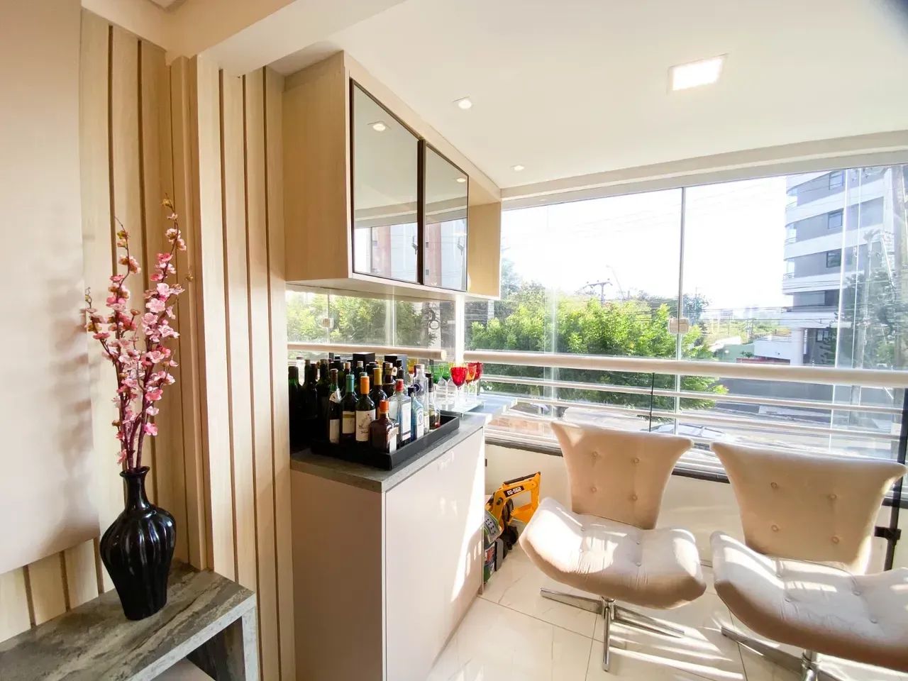 Portal do Leste - Mobiliado - 102m² - 3 quartos + Dependência + 2 vagas - Cocó - Foto 4