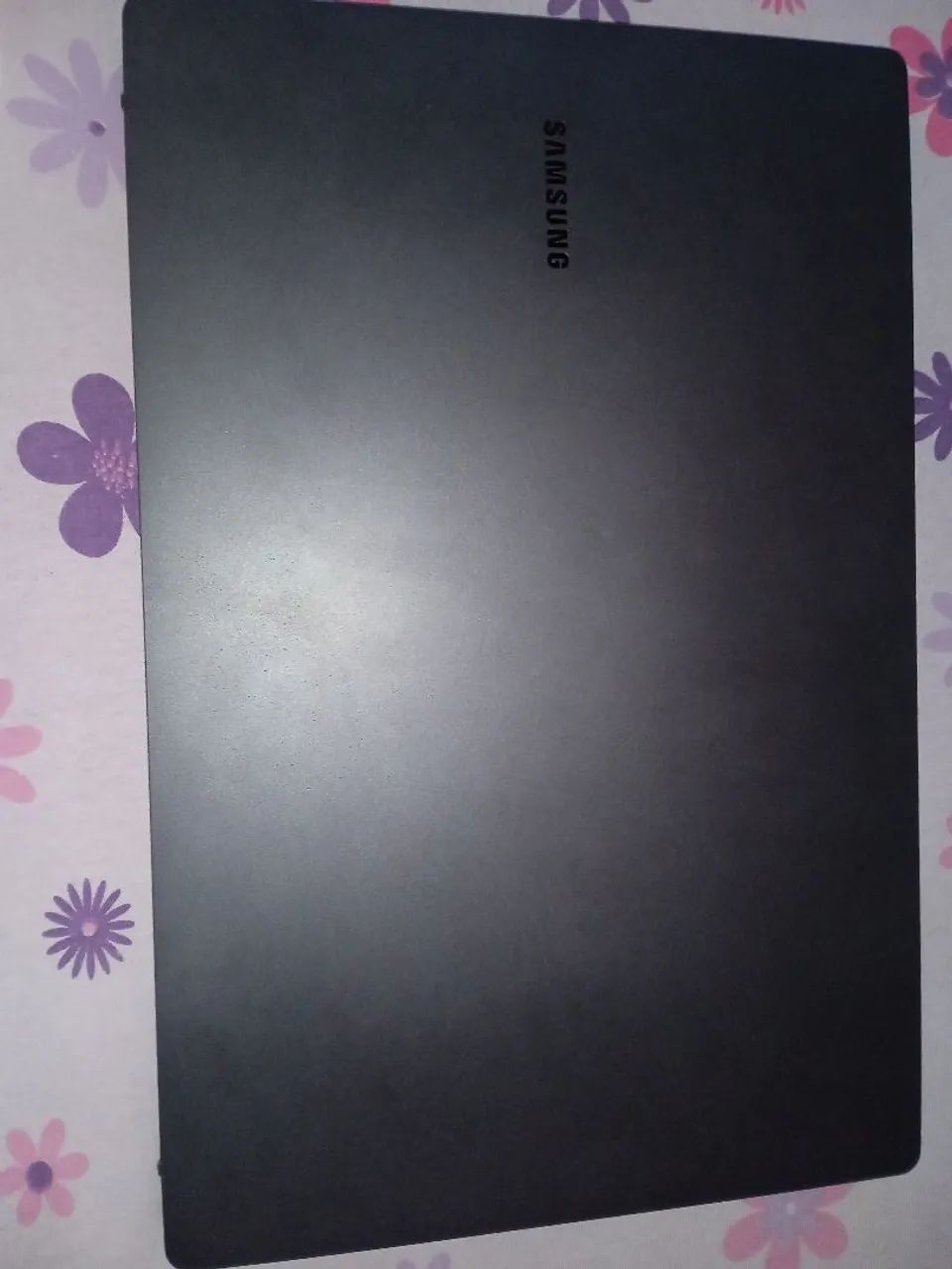 Vendo notebook novo comprei  na gazim nunca usei