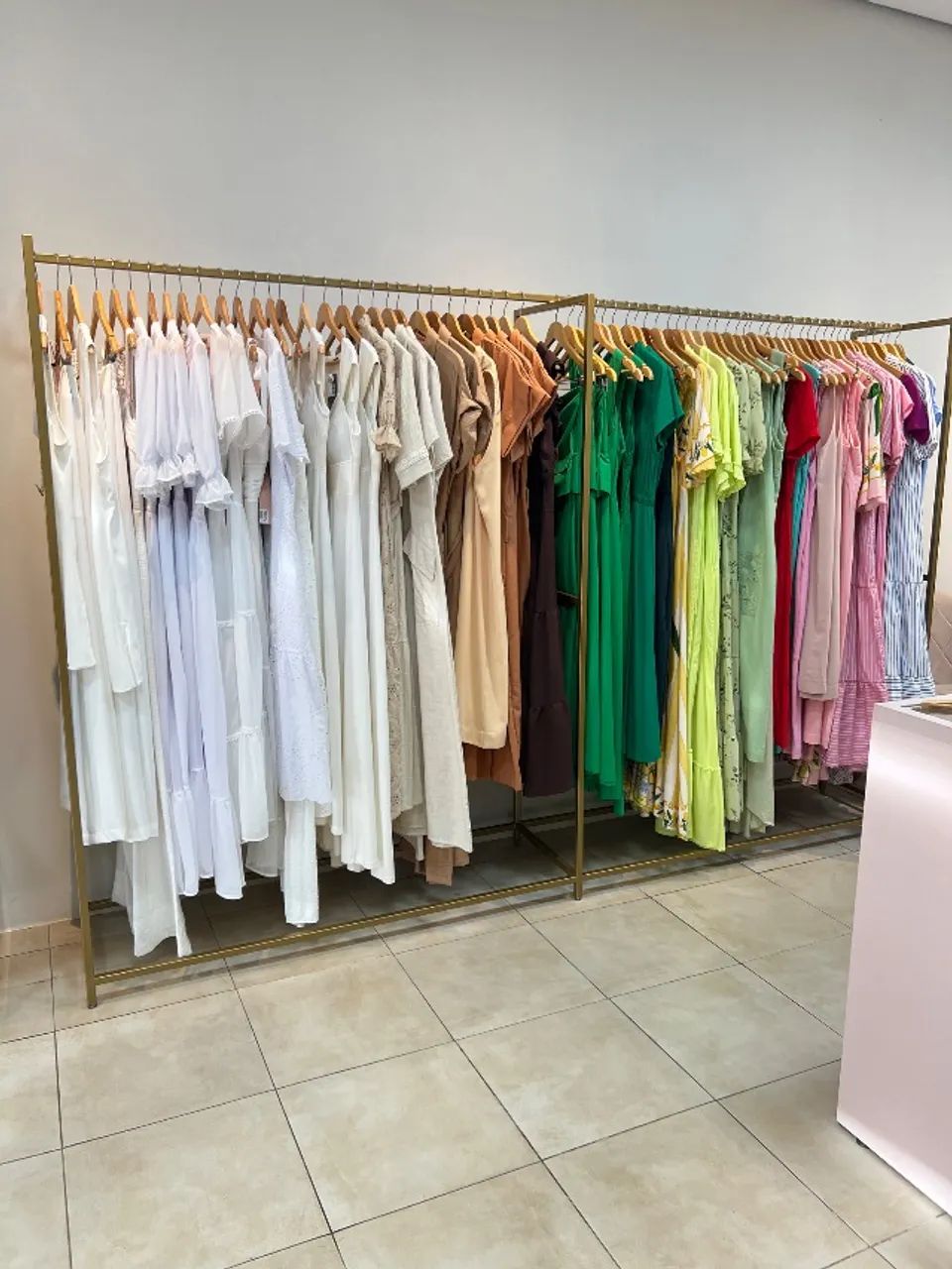 LOJA FEMININA COMPLETA - OPORTUNIDADE DE NEGÓCIO  - Foto 3