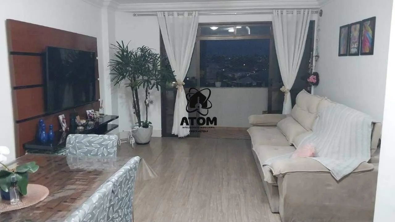 Apartamento com Sacada á Venda no Centro - Taubaté