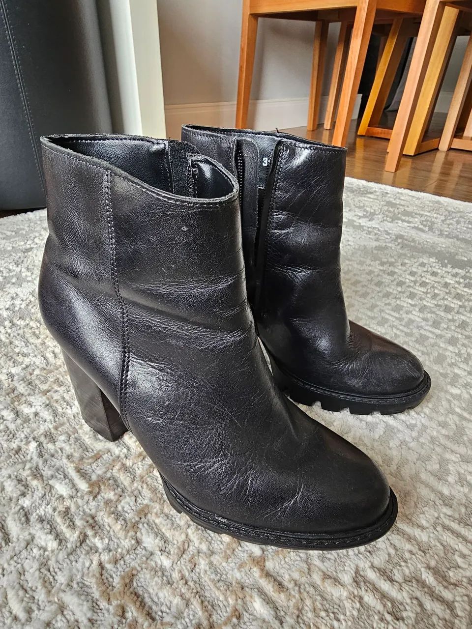 Bota cano curto (34)