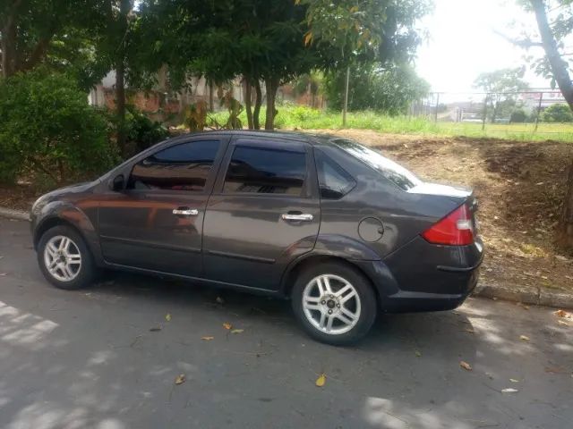 Ford Fiesta Sed. 1.6 8V Flex 4P 2005