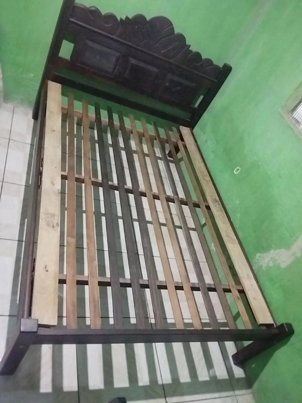 Vende-se cama *