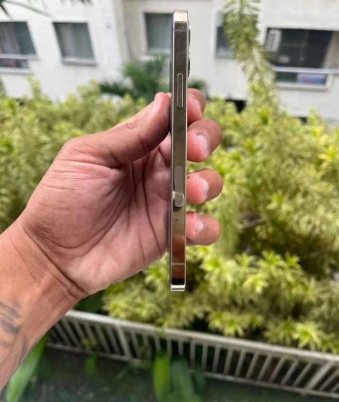 Iphone 12 pro max sem detalhes  - Foto 3