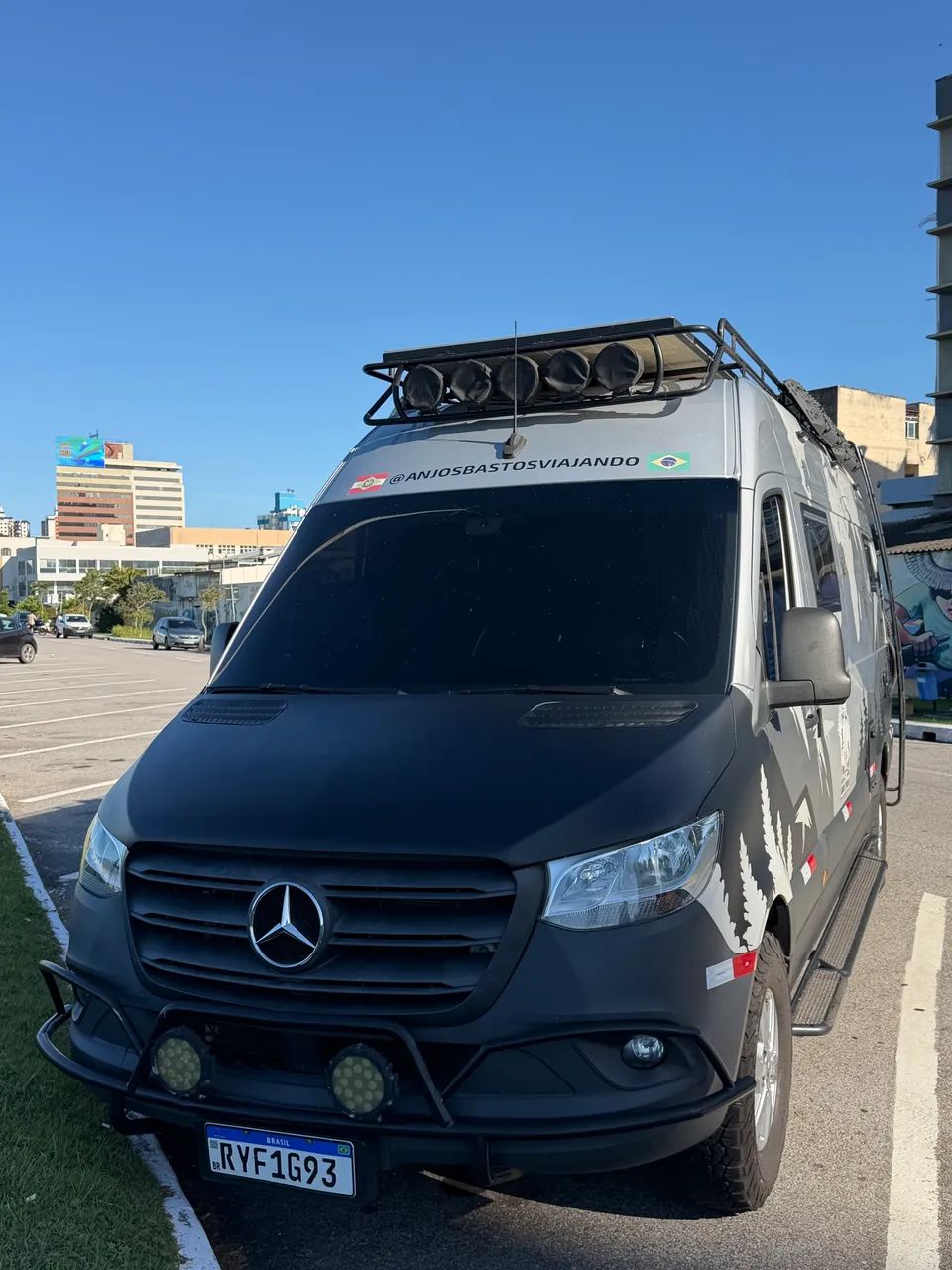 Motorhome Sprinter 417 - bateria Lítio 400Ah + placa Solar 550W - Autonomia Total - Foto 5
