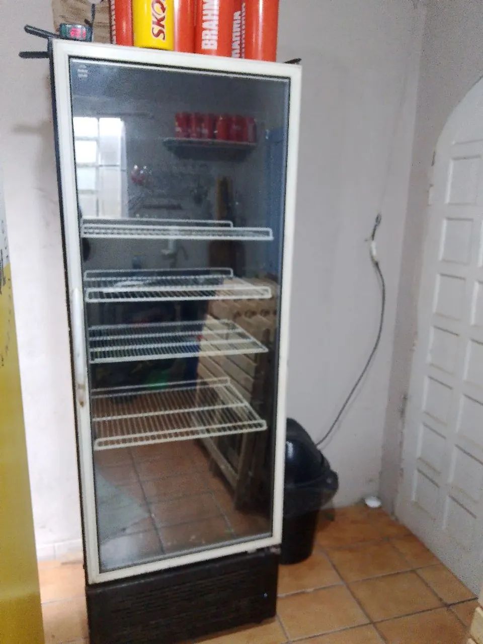 Expositora de bebidas 