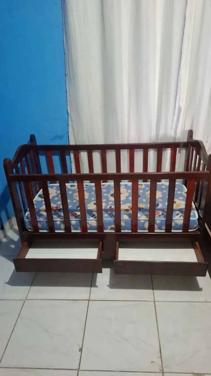 VENDO BERÇO COM COLCHÃO  - Foto 3