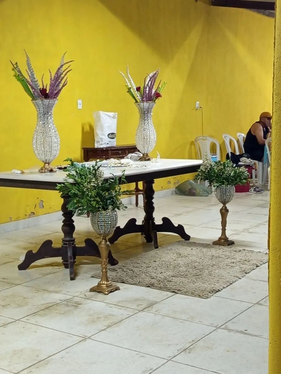 Mesa antiga 