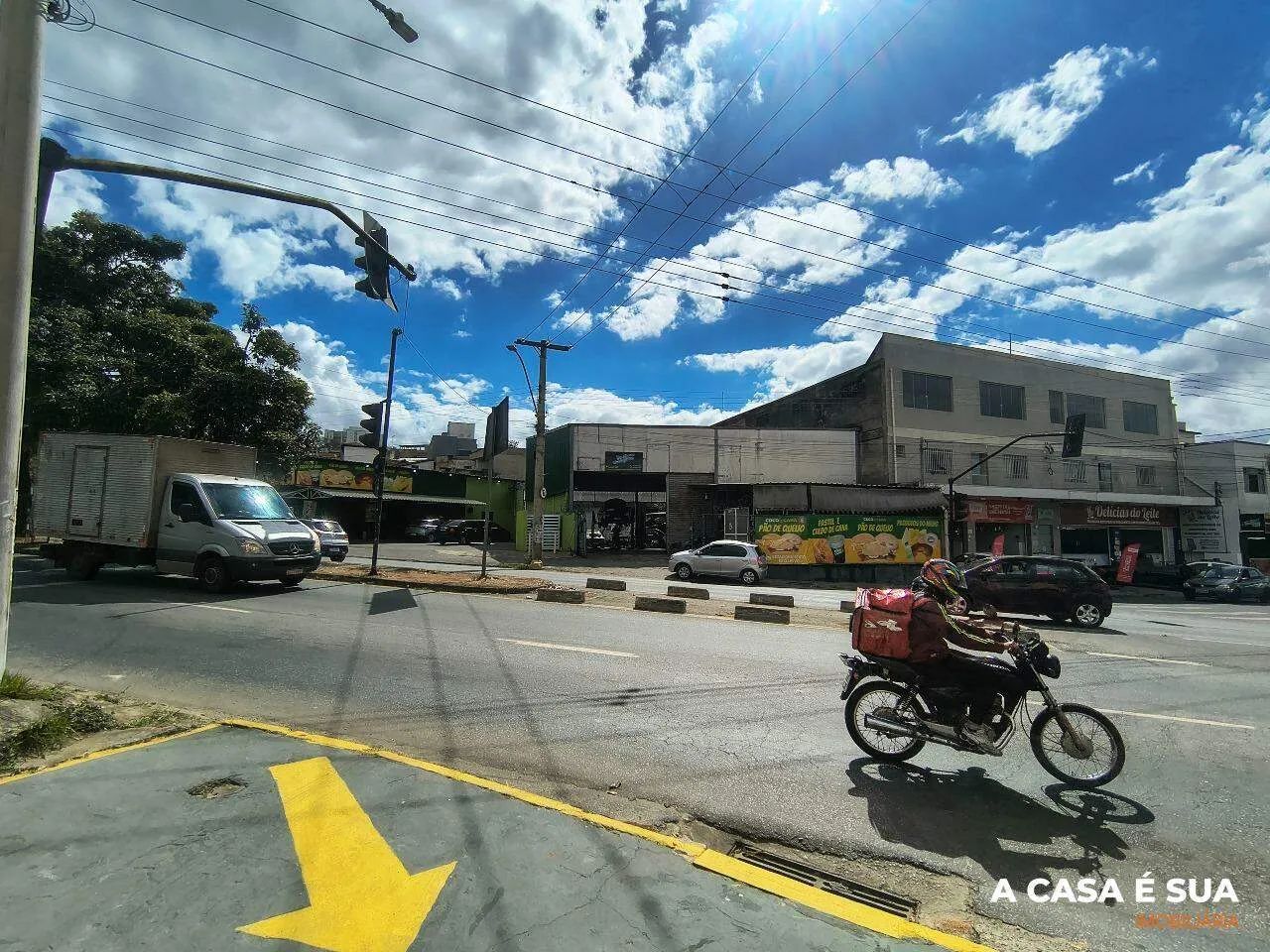 Loja Comercial/Industrial para Aluguel em João Pinheiro | 47 m² em BH