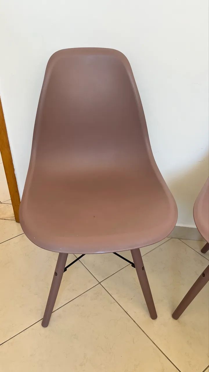 Par de Cadeiras Estilo Eames - Foto 2