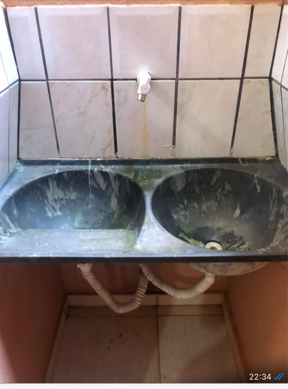Kit net / 1 quarto e uma sala / incluso água e luz - Foto 3