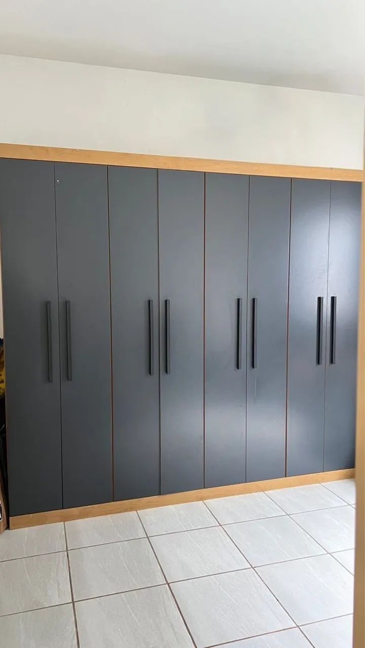 Guarda-roupa casal