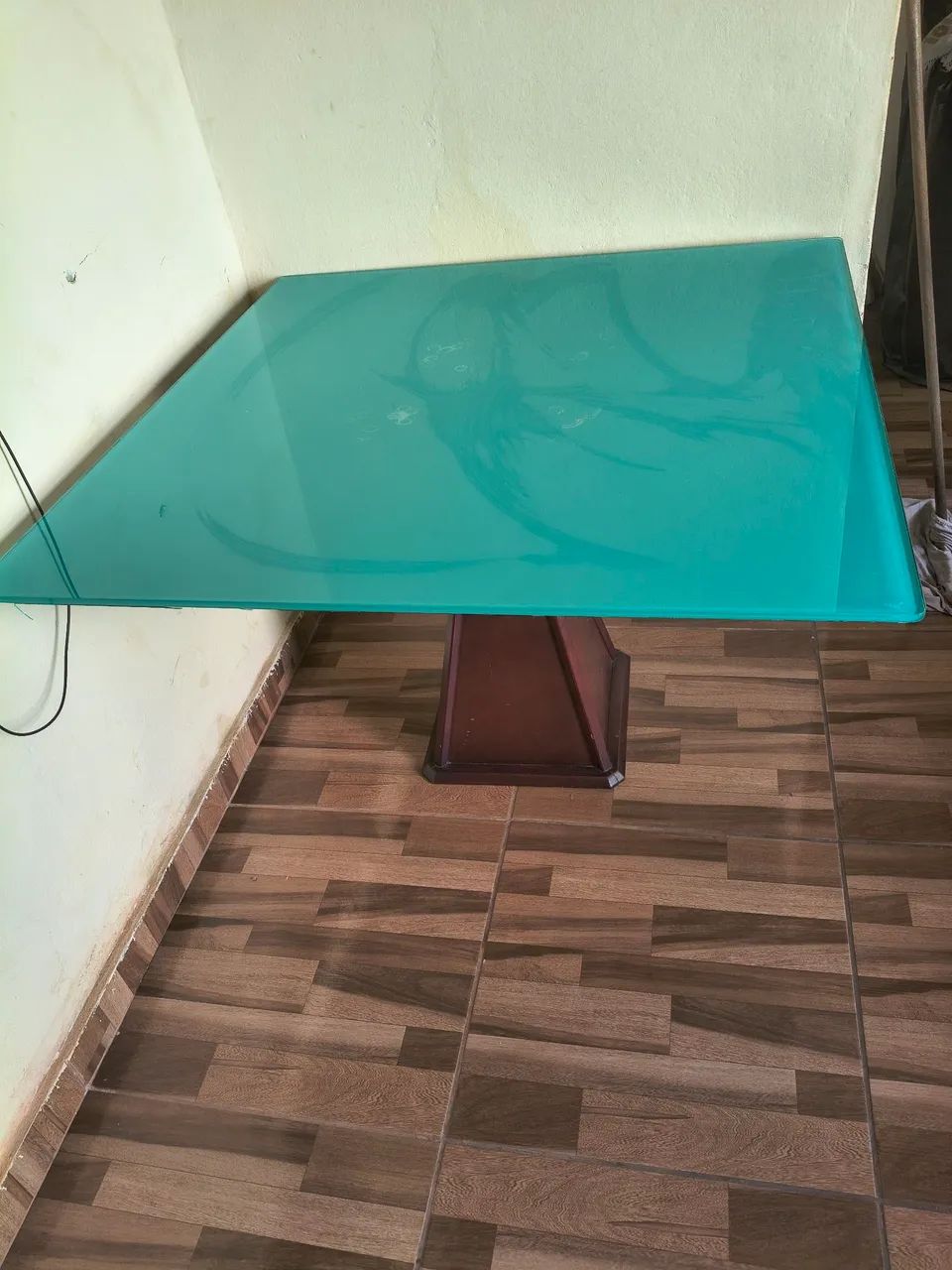 Mesa de vidro com 4 cadeiras - Foto 2