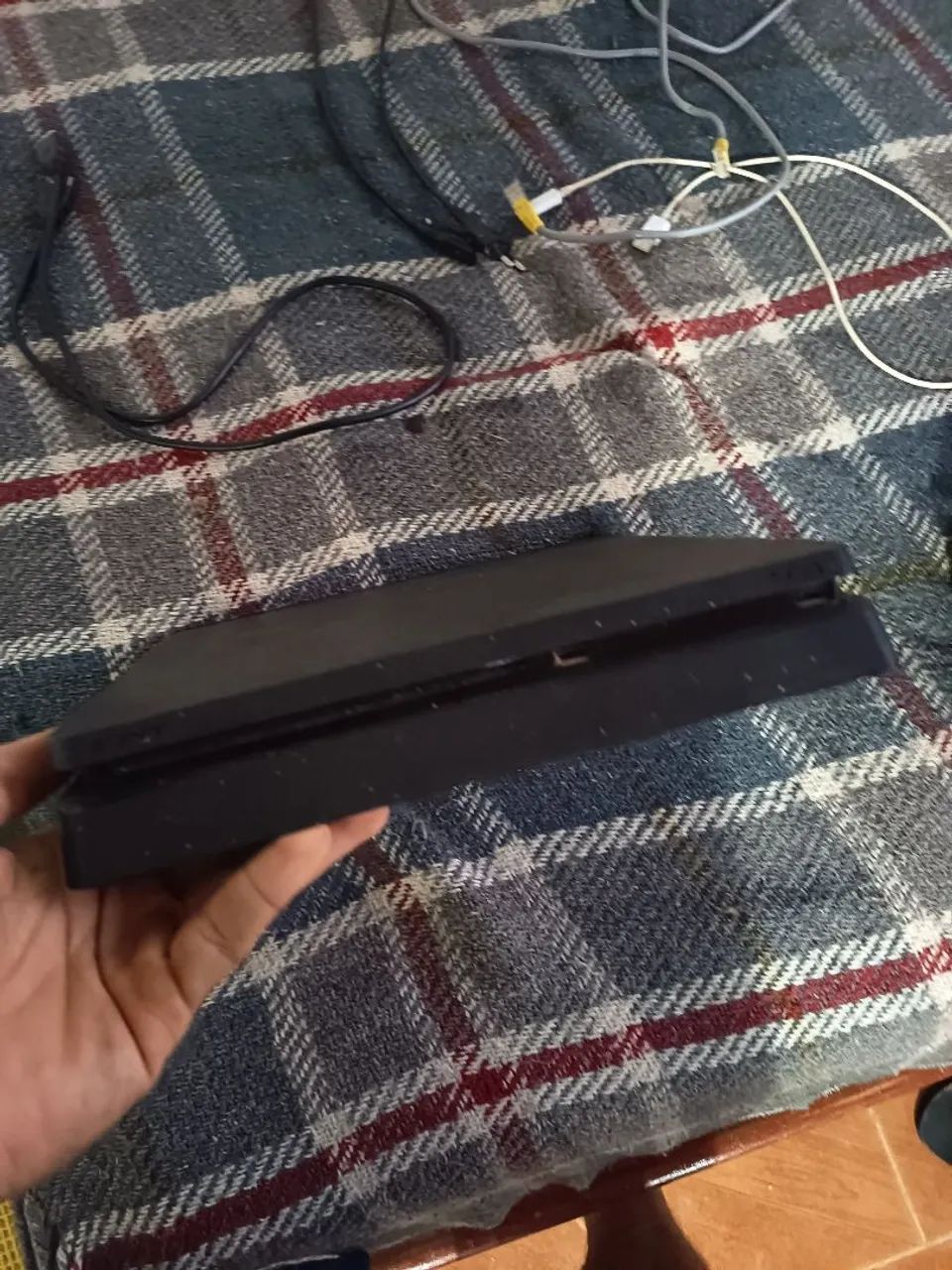 Ps4 slim 1 tb
