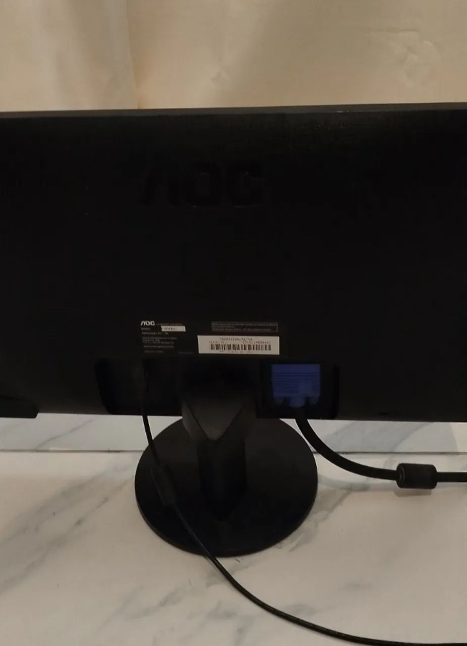 Monitor AOC 15,6" LED - Foto 3