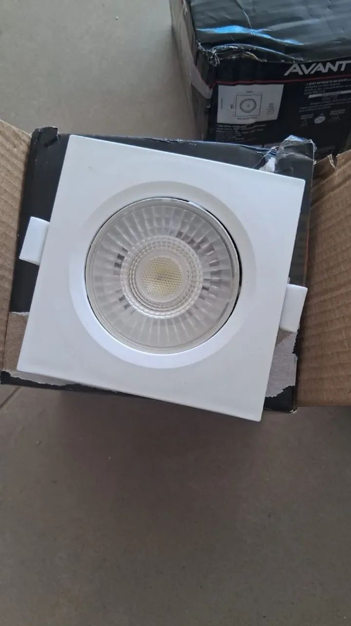 20 Luminárias spot led AVANT Amarela  - Foto 2