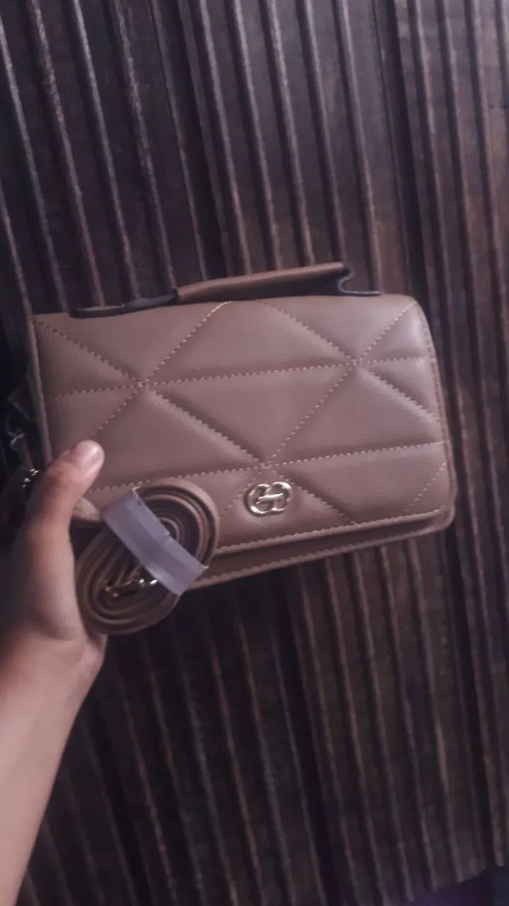 Bolsa Feminina Rosa Matelassê com Corrente - Linda e Elegante