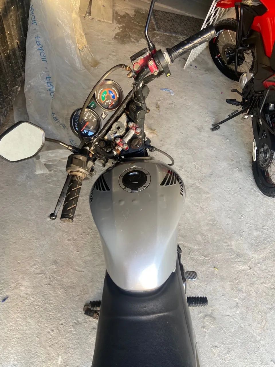 Moto titan 150
