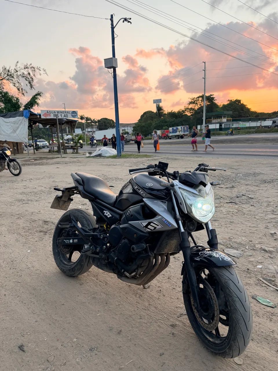 Xj6 aceito trocas  - Foto 2