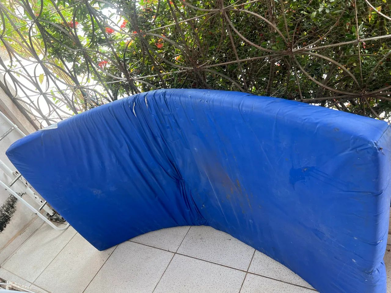 Cama Hospitalar 2 Manivelas com Colchão Impermeável  - Foto 2