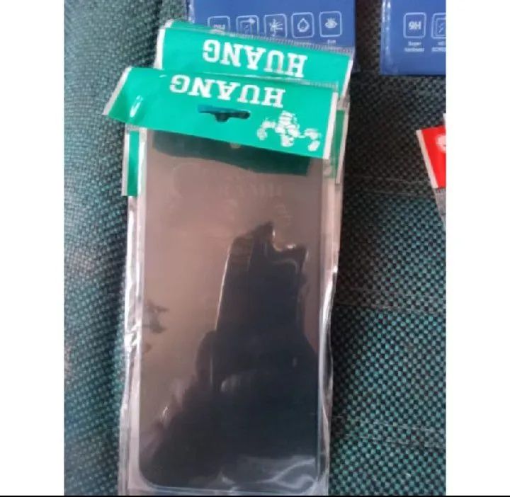 Lote com 14 películas para iPhone 15 pro Max  - Foto 3