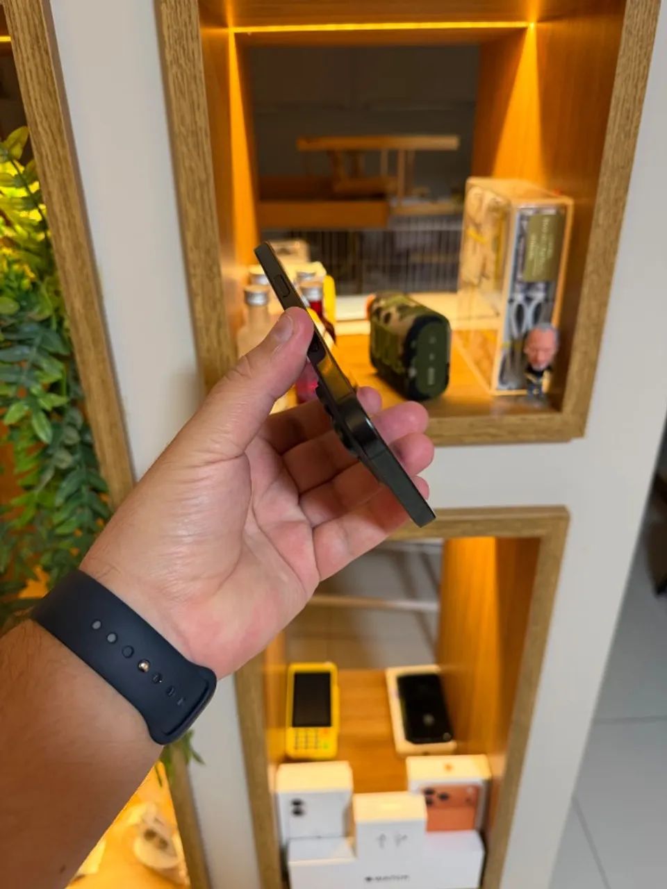 iPhone 16 Pro 128GB - Foto 4