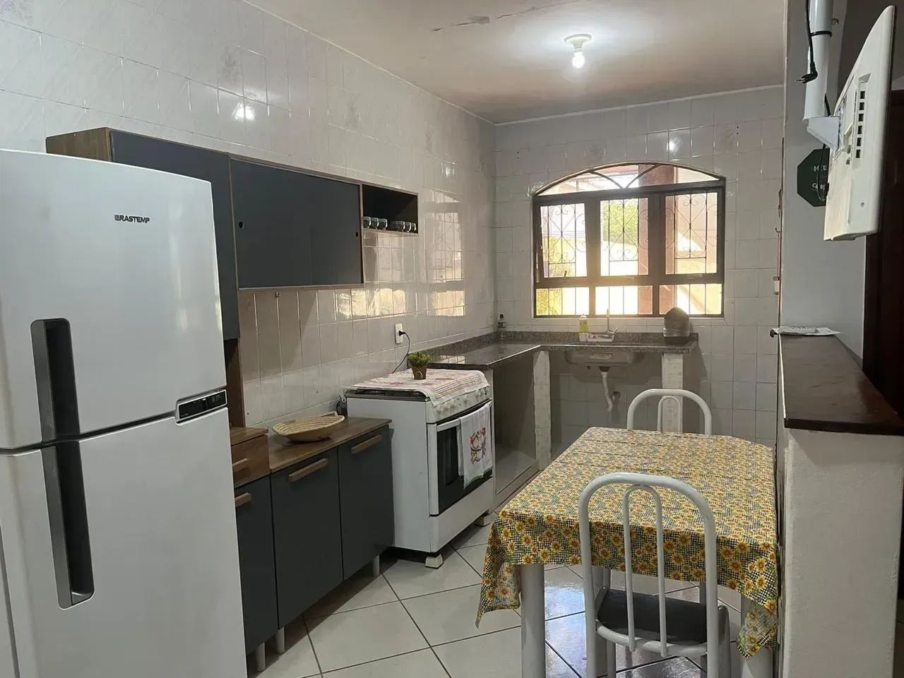 Casa Mobiliada em Cambé - 2 quartos - R$1500,00 - Foto 2