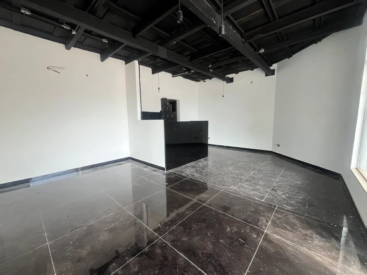 sala comercial proximo a orla morena - Foto 2