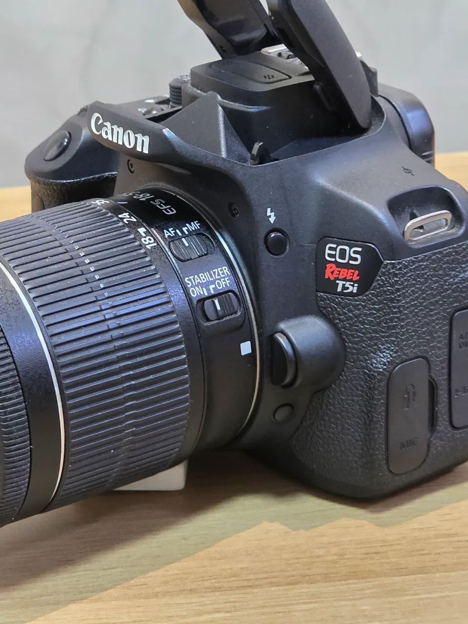 Camera Canon T5 i  - Foto 2