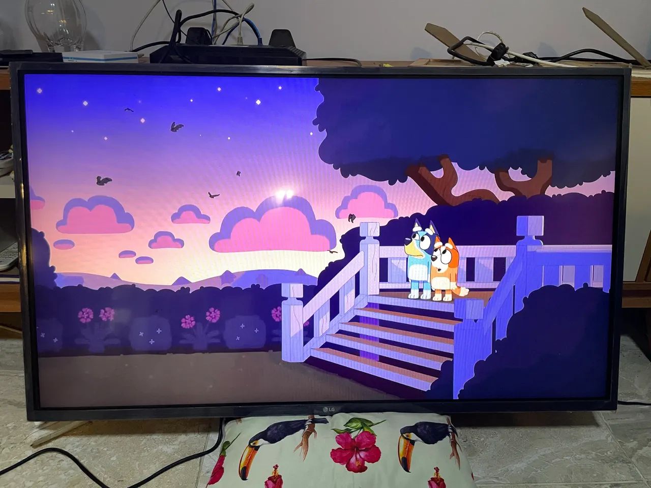 Vendo uma Tv LG smart 43 polegadas  - Foto 3
