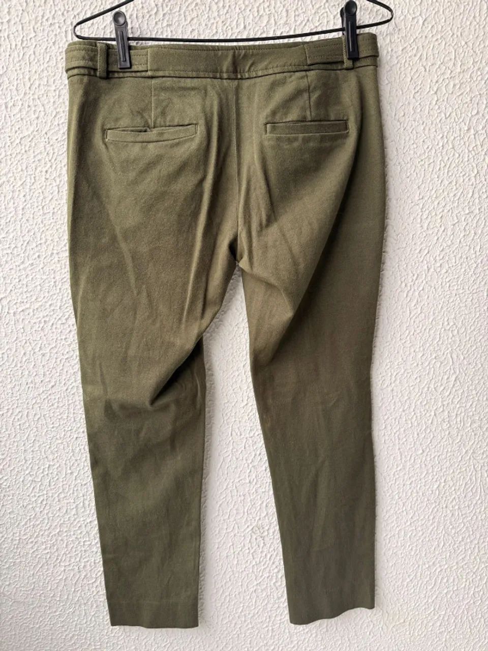 Calça Sloan, com elastano, tamanho P, feminina - Foto 2