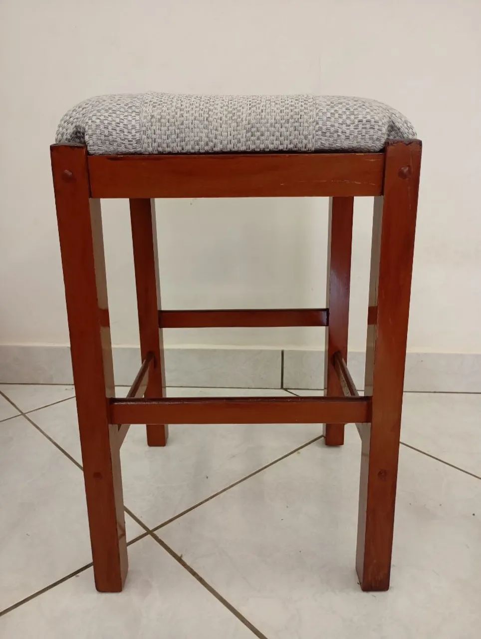Banqueta Madeira Maciça 50cm - Foto 3