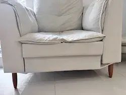 Poltrona Bege Aconchegante - Para Reforma - Foto 2